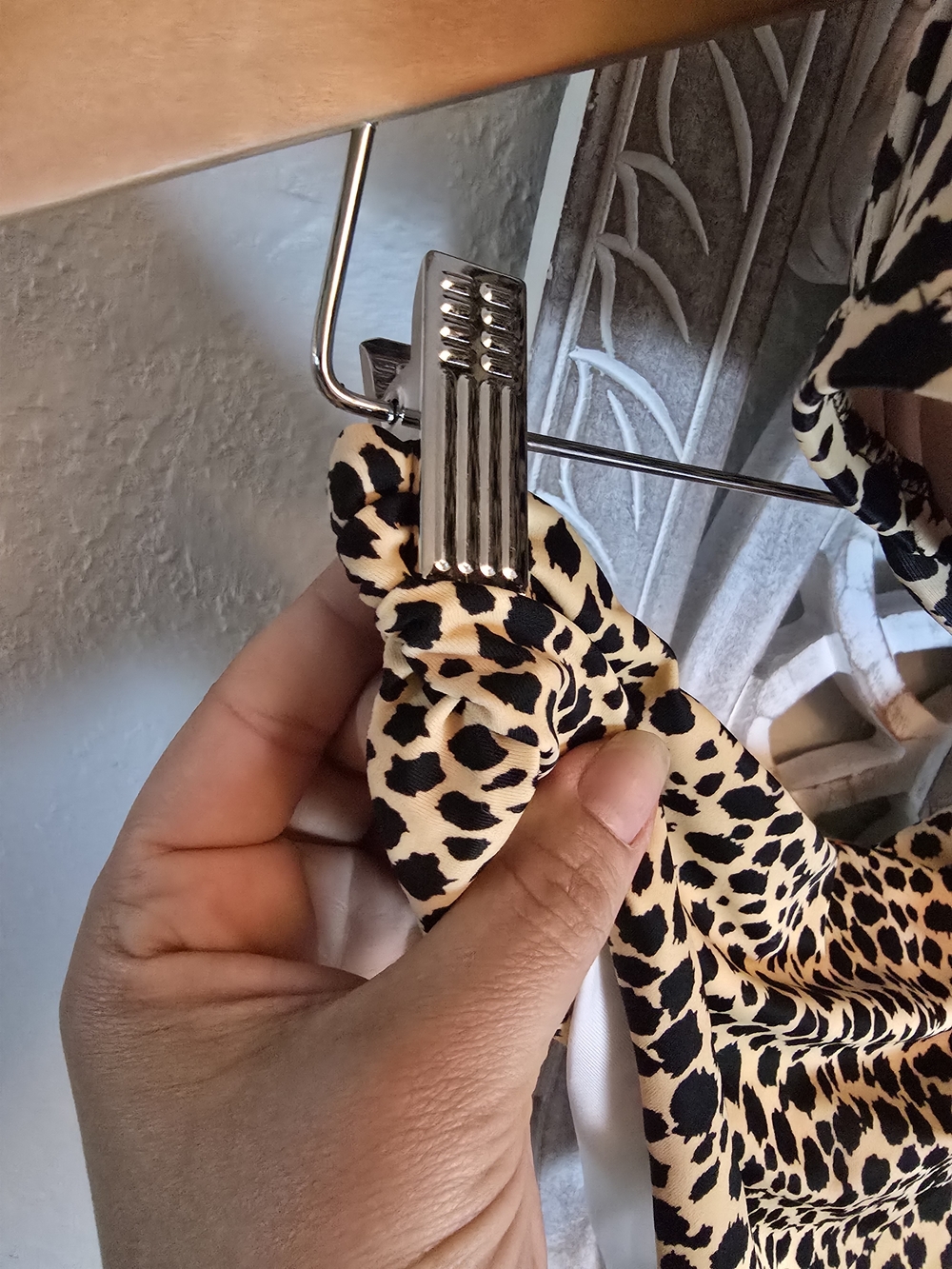 Victoria's Secret Women's Cheetah Leopard Print Gold Hardware Bikini Set - Picture 9 of 9